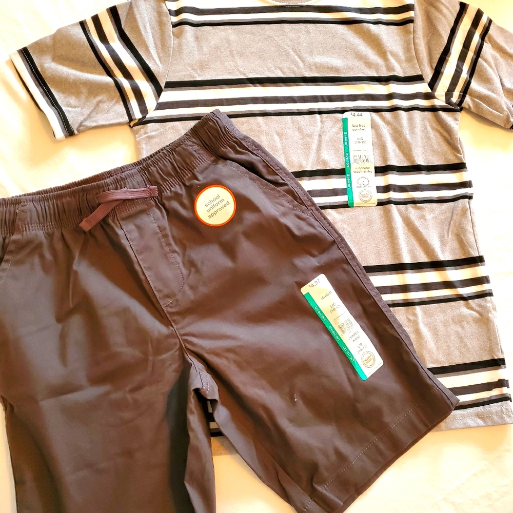 2 Piece Bundle Set Tshirt and Shorts NWT